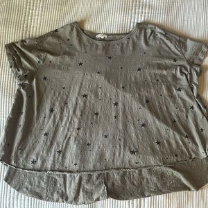 Lizard Thicket • Gray Blouse • Size Women’s Large